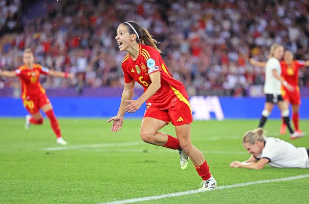 Aitana Bonmatí Spain celebrates winner v Germany Semi-Final Zurich Women's EURO 2025
