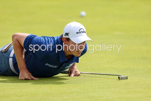 Matt Fitzpatrick England lines up a putt final round Open Royal Portrush 2025