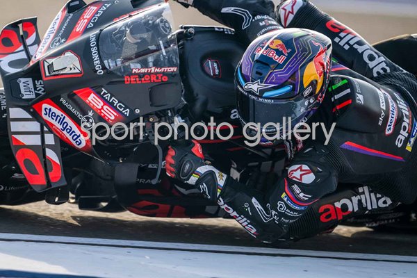 Jorge Martin Spain and Aprilia Racing Qatar Moto GP 2025