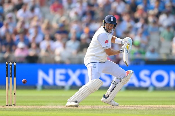 Joe Root England batting v India 4th Test Match Old Trafford 2025