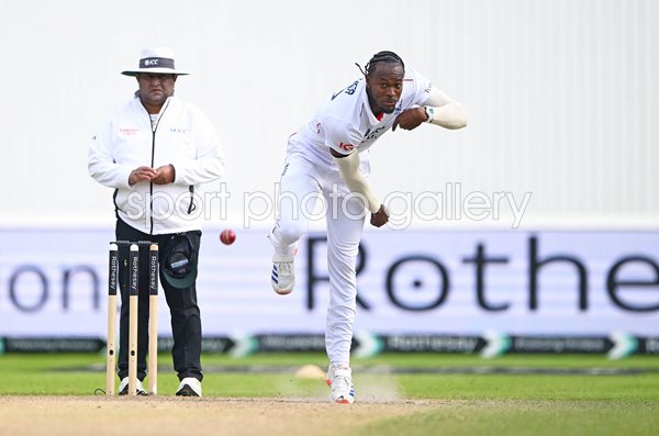 Jofra Archer England fast bowler v India 4th Test Match Old Trafford 2025