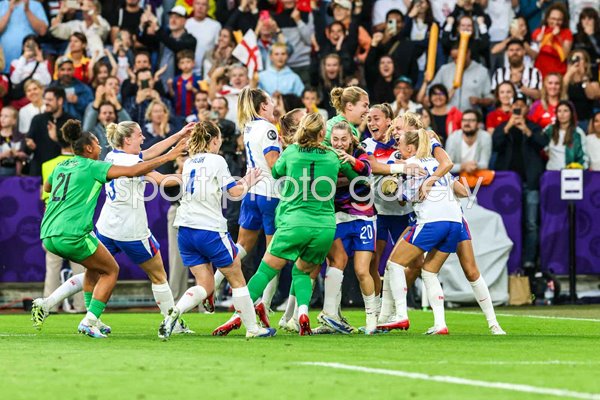 Chloe Kelly England celebrates winning penalty kick v Spain Women's EURO Final 2025 