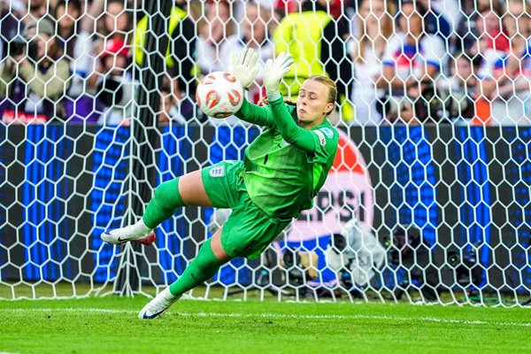 Hannah Hampton saves a penalty kick from Mariona Caldentey during the UEFA Women's EURO 2025 Final.