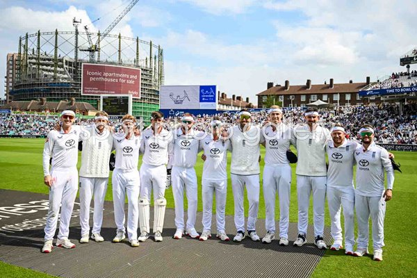 England players Graham Thorpe headband tribute 5th Test Oval 2025