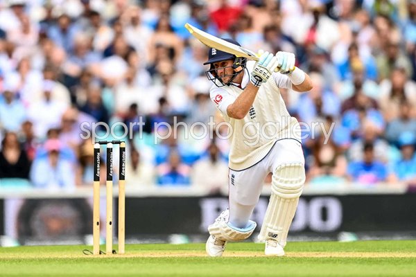 Joe Root of England bats v India 5th Test Match Oval 2025