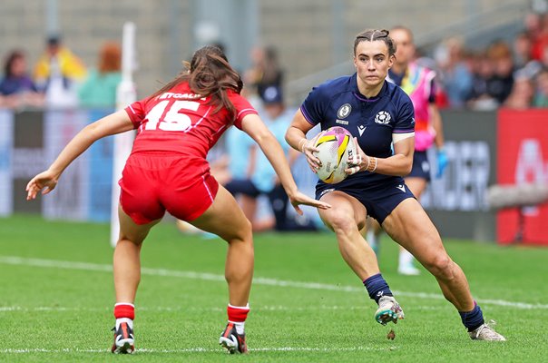 Francesca McGhie Scotland v Nel Metcalfe Wales Women's Rugby World Cup 2025  