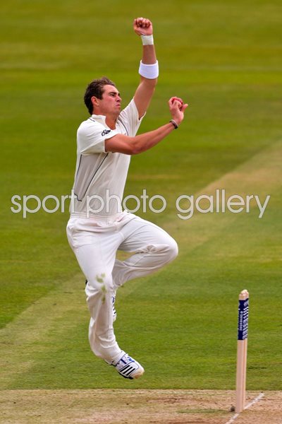 Tim Southee New Zealand bowls v England Lords 2013