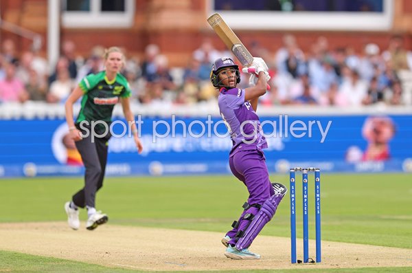 Davina Perrin Northern Superchargers v Southern Brave The Hundred Final Lord's 2025