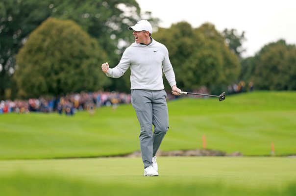 Rory McIlroy celebrates Eagle Putt 18th Day 4 Irish Open 2025