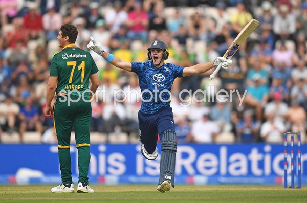 Jacob Bethell England celebrates 1st century v South Africa Southampton 2025