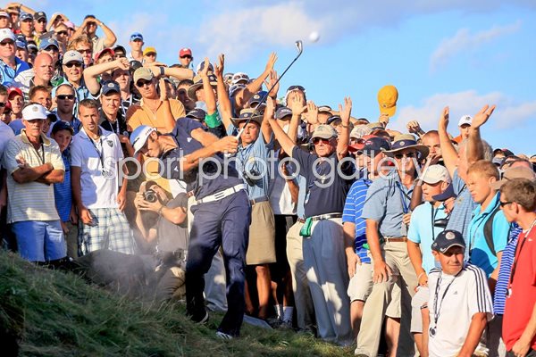 Dustin Johnson 2nd from infamous bunker on 18th