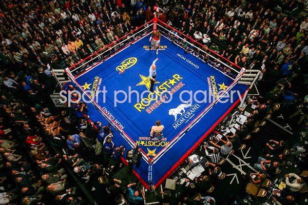 Floyd Mayweather Jr. v Ricky Hatton World Welterweight Fight Las Vegas 2007