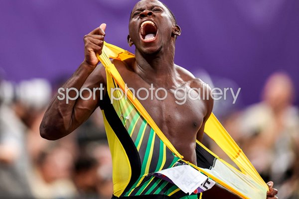 Oblique Seville Jamaica celebrates 100m gold World Athletics Tokyo 2025
