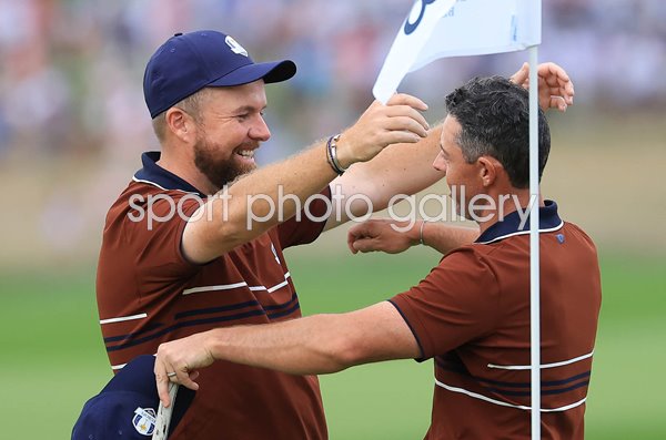 Shane Lowry & Rory McIlroy Europe celebrate Saturday Afternoon Fourballs win Ryder Cup 2025