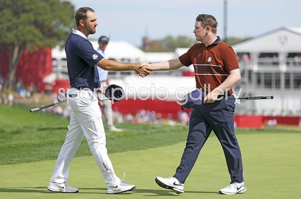 Robert MacIntyre Europe beats Scottie Scheffler USA Ryder Cup 2025  