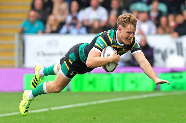 Finn Smith Northampton Saints scores v Leicester Tigers Gallagher PREM 2025