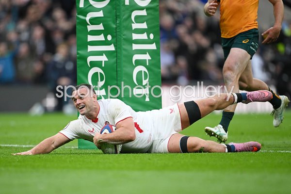 Ben Earl England scores v Australia Autumn Series Twickenham 2025