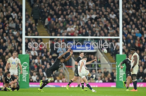 George Ford England drop goal v New Zealand Autumn Series Twickenham 2025