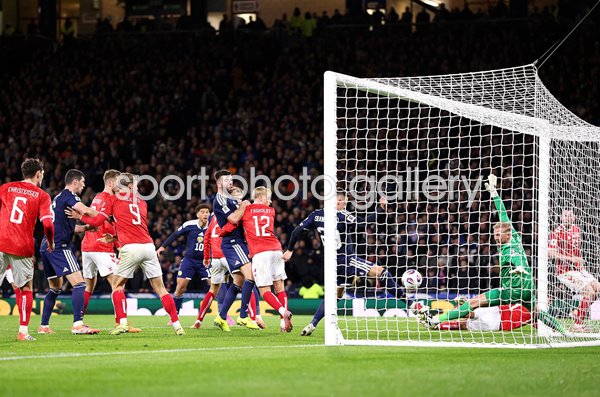Lawrence Shankland Scotland scores v Denmark World Cup 2026 Qualifier
