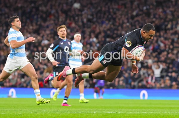 Max Ojomoh England try v Argentina Autumn Nations Series Twickenham 2025