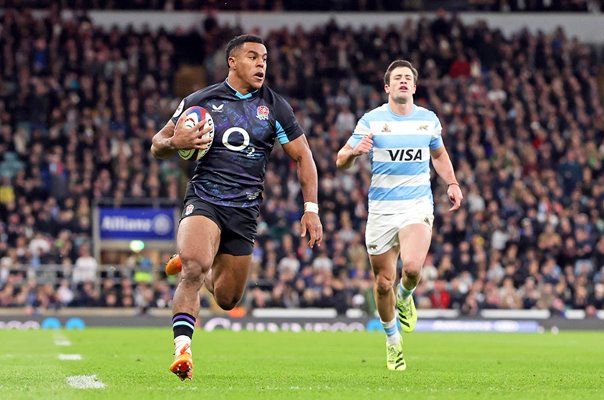 Immanuel Feyi-Waboso England scores v Argentina Autumn Nations 2025
