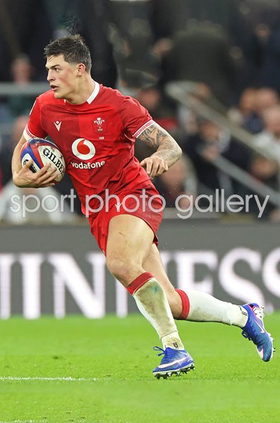 Louis Rees-Zammit Wales v England Twickenham Six Nations 2026