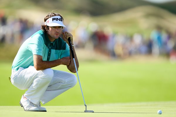 Bubba Watson lines up a putt, USPGA 2010