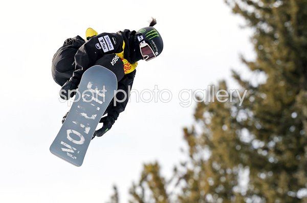 Chloe Kim USA Snowboard Halfpipe Finals US Grand Prix Copper Mountain 2025 