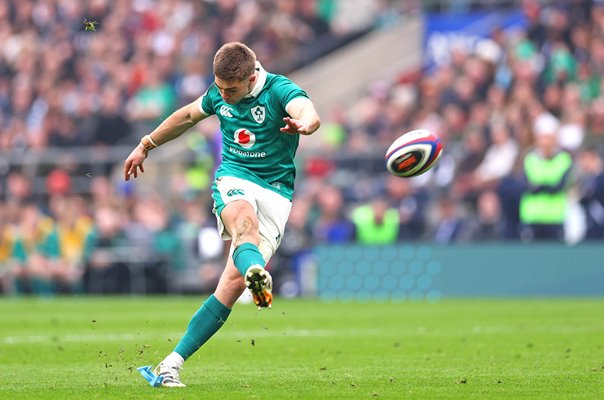 Jack Crowley Ireland kicks v England Twickenham Six Nations 2026