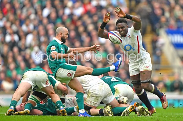 Jamison Gibson-Park Ireland kicks v England Twickenham Six Nations 2026
