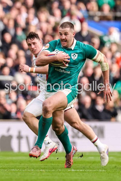 Stuart McCloskey Ireland v England Twickenham Six Nations 2026