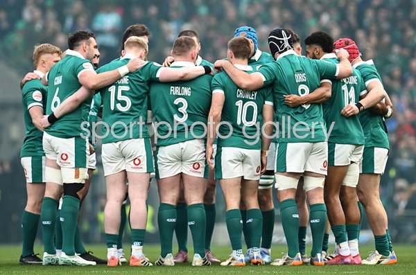 Ireland huddle v Scotland Aviva Stadium Dublin Six Nations 2026