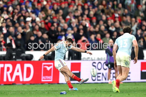 Thomas Ramos France kicks Championship Winning Penalty v England Six Nations 2026
