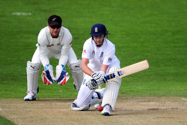 Joe Root reverse sweep v New Zealand Headingley 2013