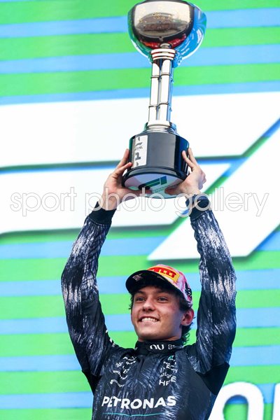 Kimi Antonelli Italy & Mercedes wins Japanese Grand Prix Suzuka 2026