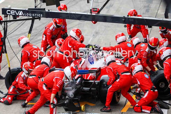Lewis Hamilton Ferrari pitstop Japan Grand Prix Suzuka 2026