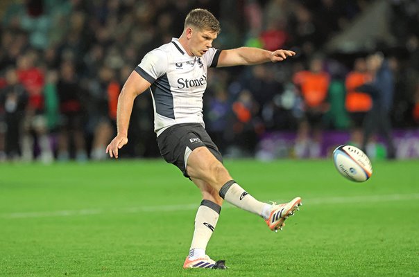 Owen Farrell Saracens kicks v Northampton Saints Gallagher PREM 2026