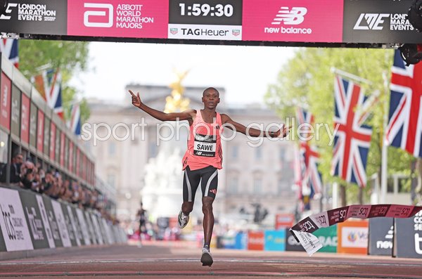 Sabastian Sawe Kenya Historic World Record 1:59:30 London Marathon 2026