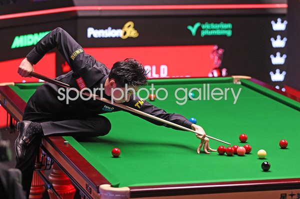 Wu Yize China v Hossein Vafaei World Snooker Championship Crucible Sheffield 2026