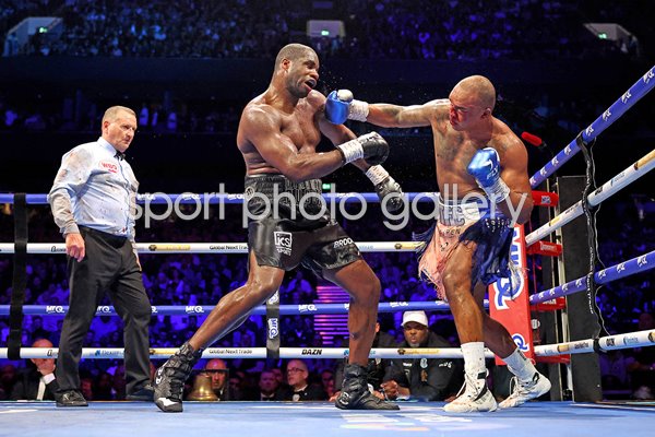 Fabio Wardley punches Daniel Dubois WBO World Heavyweight Boxing Manchester 2026
