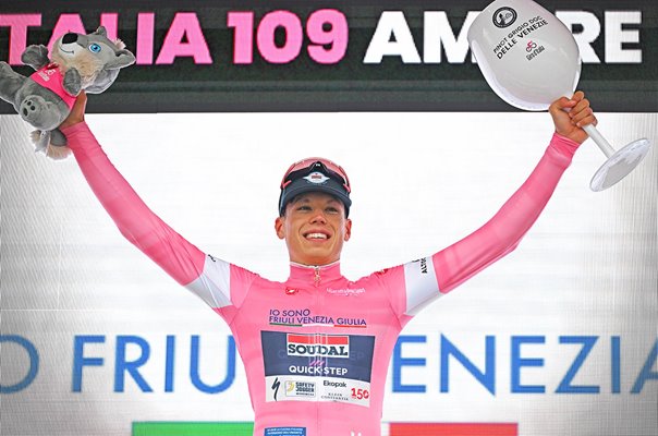 Paul Magnier France Pink Jersey Stage 1 Giro d'Italia 2026