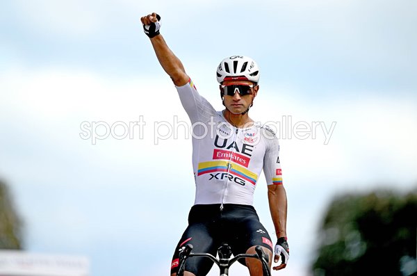 Jhonatan Narvaez Ecuador celebrates win Stage 8 Giro d'Italia 2026