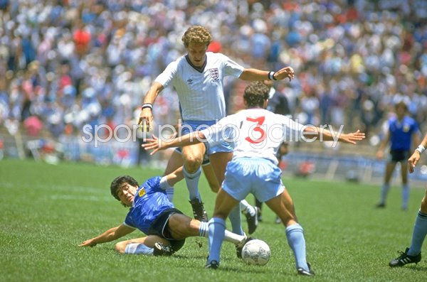 Terry Butcher England v Diego Maradona Argentina World Cup Mexico 1986