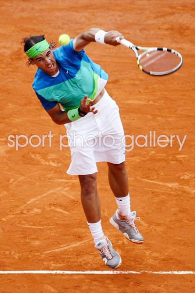 Rafa serves en route to French Open title