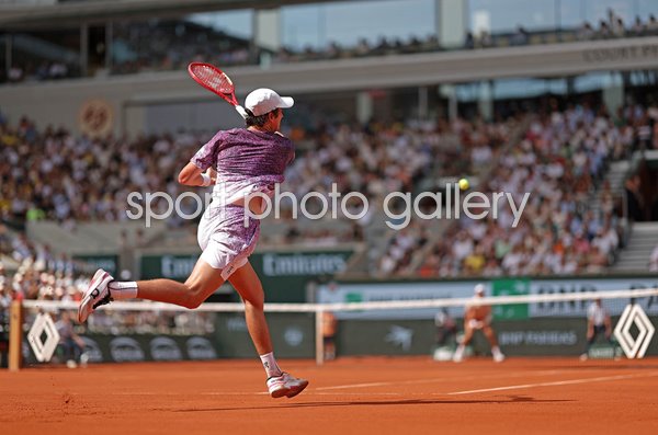 Joao Fonseca Brazil running forehand v Novak Djokovic French Open 2026