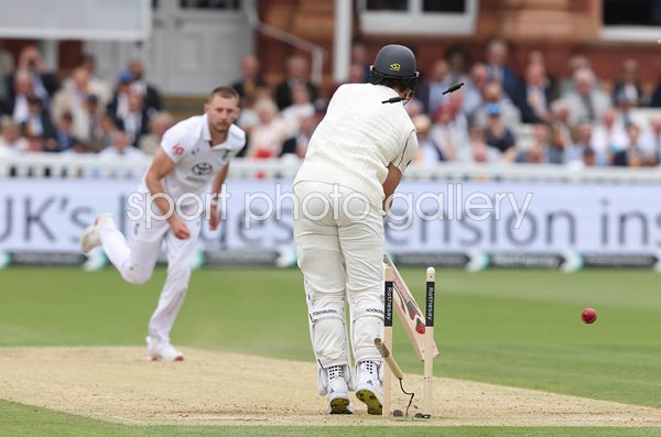 Gus Atkinson England bowls Matt Henry New Zealand to win 1st Test Lord's 2026