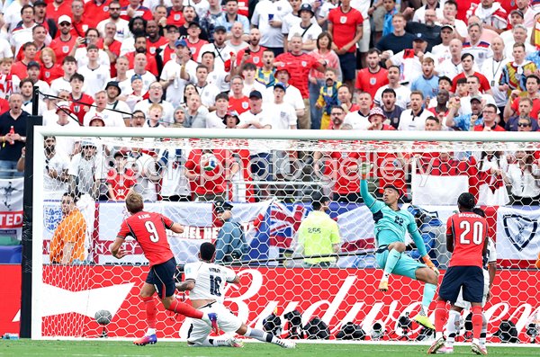 Harry Kane England scores v Panama New Jersey World Cup 2026