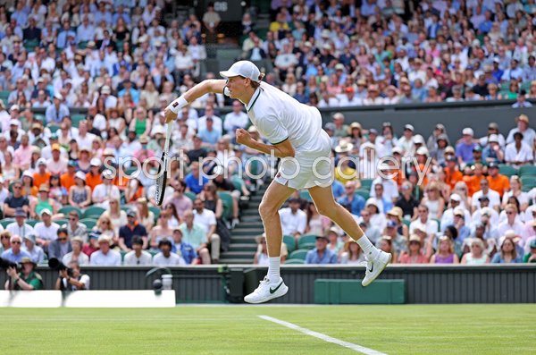 Jannik Sinner Italy serves v Miomir Kecmanovic Wimbledon 2026