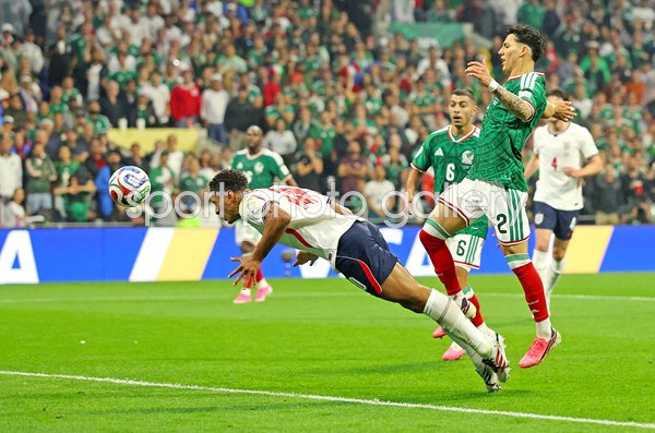 Jude Bellingham England scores 1st goal v Mexico Last 16 Azteca Stadium World Cup 2026