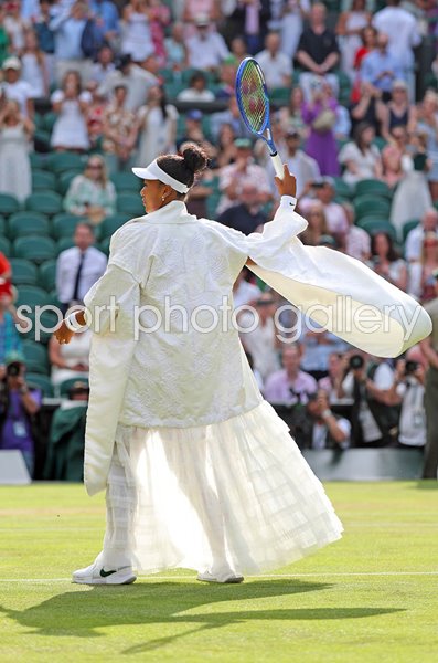 Naomi Osaka Japan warms up in white pre-match outfit Wimbledon 2026